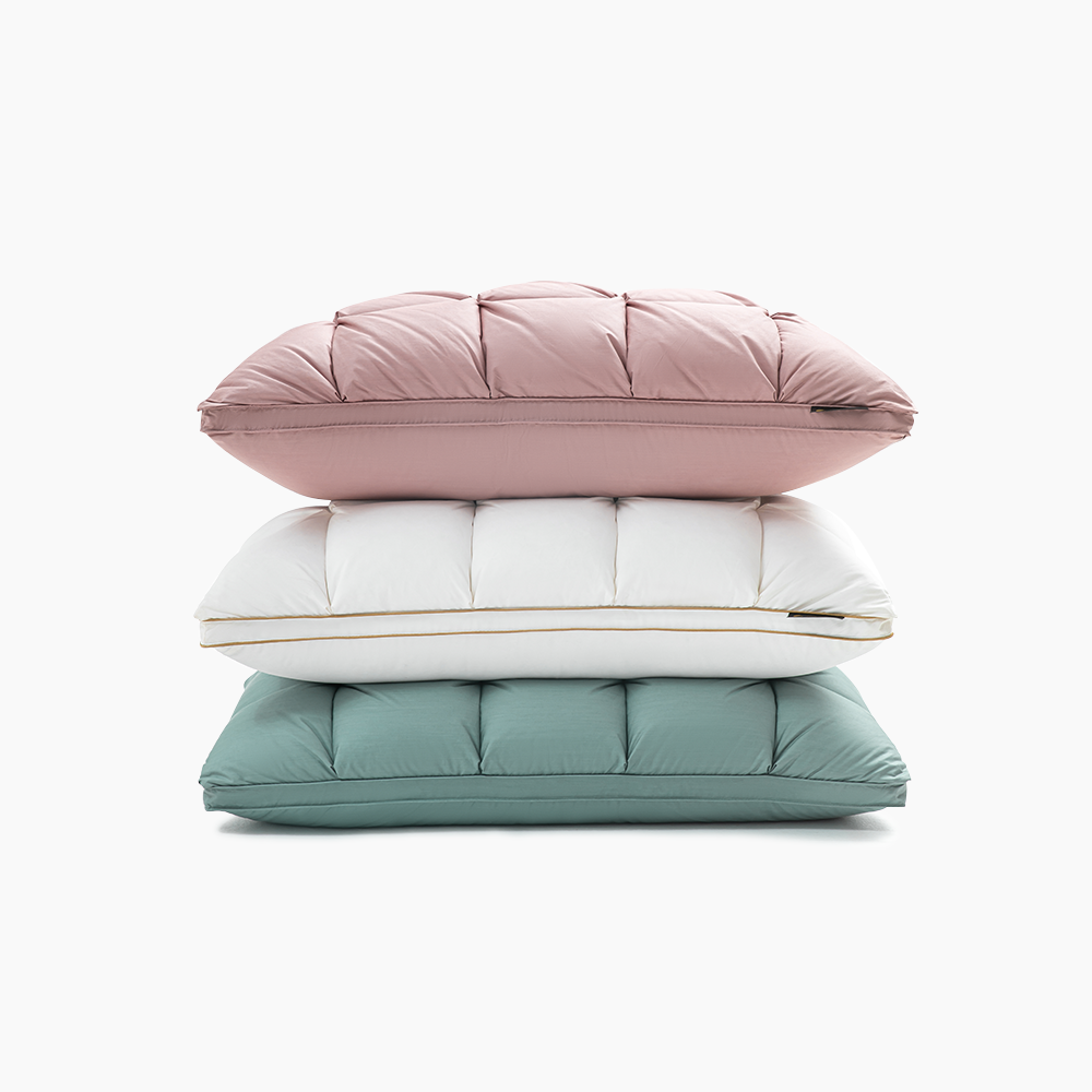 700 F.P Luxe Puff Down Pillow